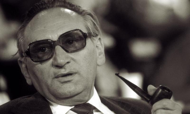 The Spectre of Egon Bahr Returns to Moscow